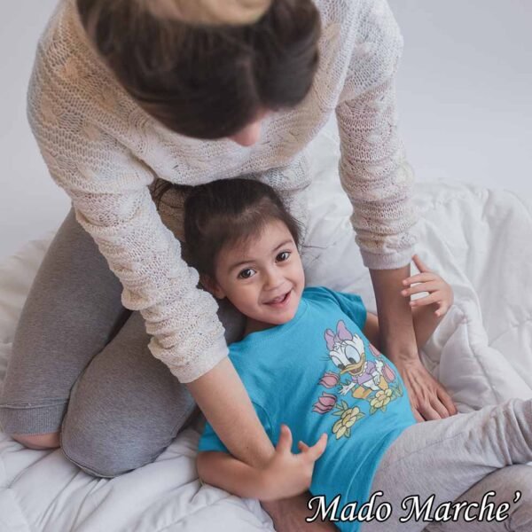 Mom & Kids - Little Daisy - Image 2