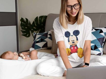 Mom & Kids - Mickey