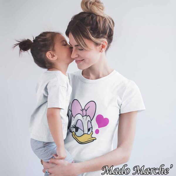 Mom & Kids - Daisy - Image 5