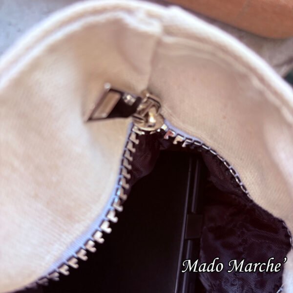 White * Black bag - انت منبع فرحى — image 5